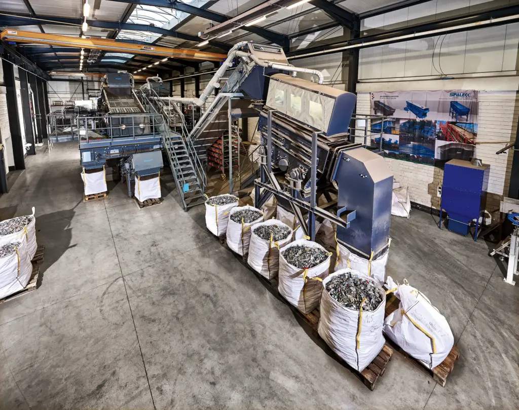 O SPALECK TestCenter oferece às empresas de reciclagem a possibilidade de otimizar o tratamento dos seus materiais com as máquinas de crivagem e os sistemas de transporte da SPALECK.