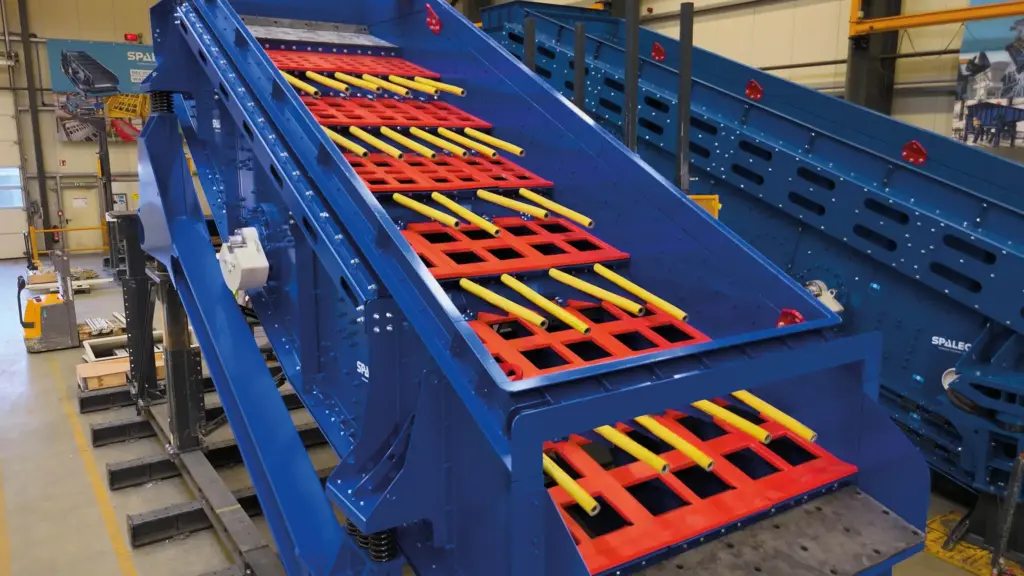 Máquina de triagem de materiais recicláveis SPALECK para o tratamento de lixo doméstico — aqui com tecnologia de proteção contra cacos de vidro
