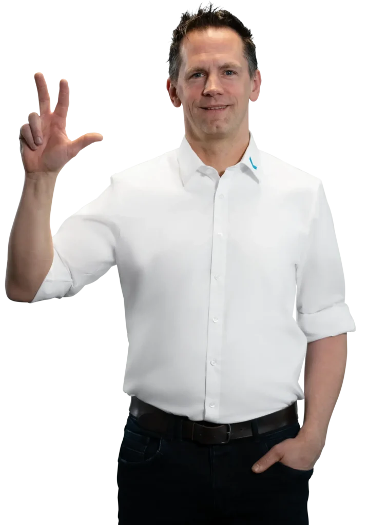 Homem de camisa branca faz um gesto com a mão, tratamento de água industrial e de uso doméstico.