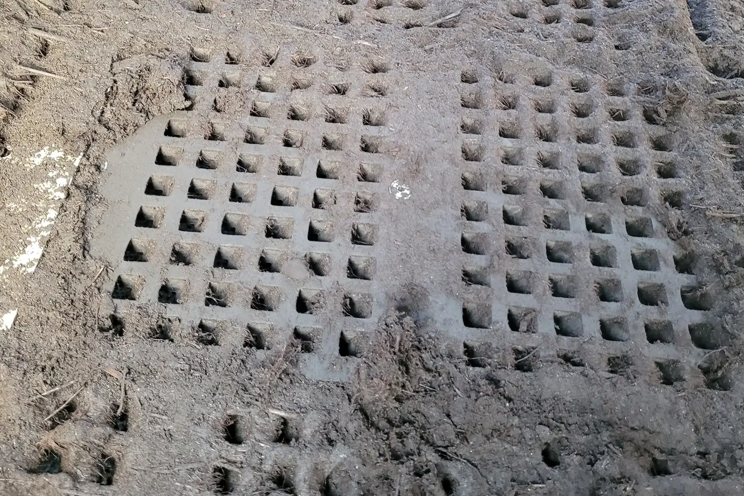Peneira suja com aberturas quadradas, adequada para a tecnologia AutoCLEAN.